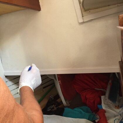 Abschlussleiste angebracht