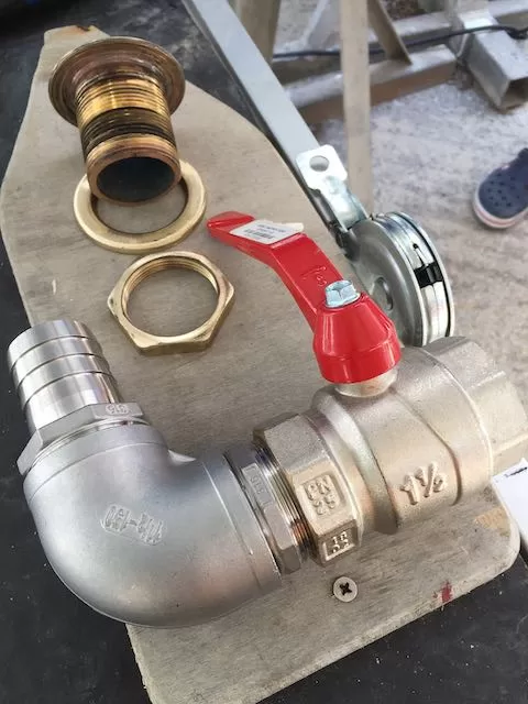 Einbau neues Bodenventil
