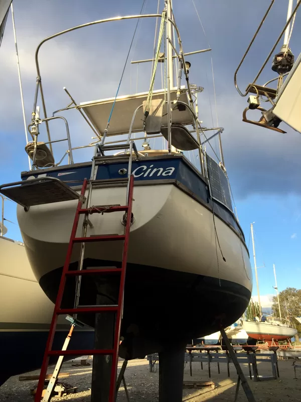 Bimini abmontiert - für den Winter kommt die Kuchenbude rauf